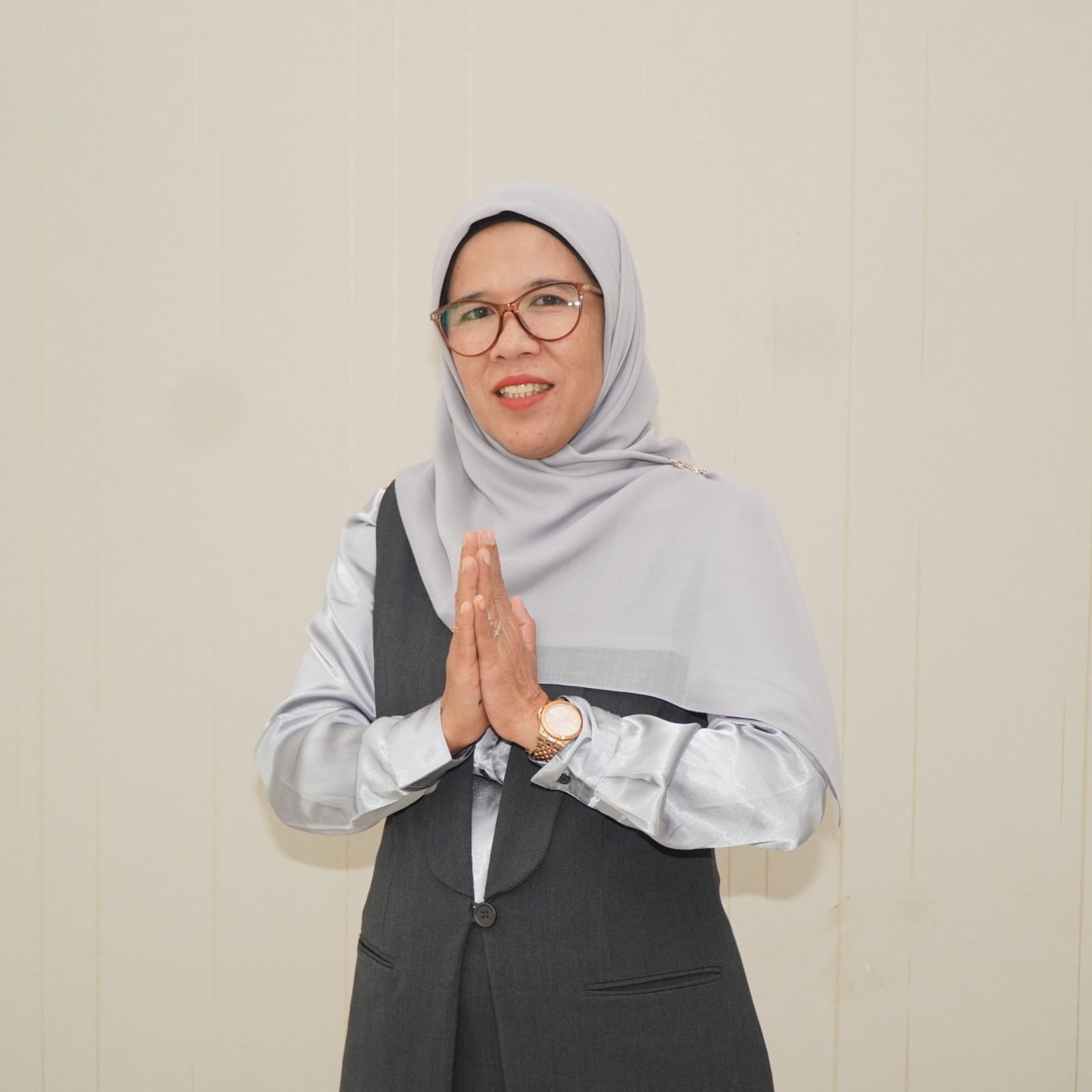 Dr. Ir. Yuliana Susanti. SP. M.Si